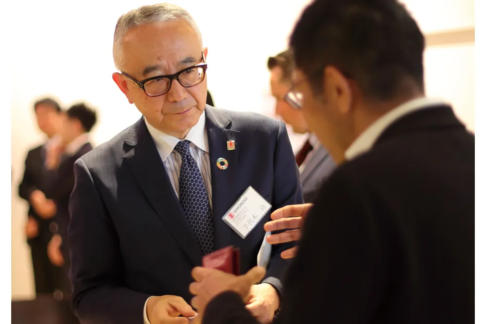 塩野義製薬（株） 代表取締役会長兼社長（NVCC取締役） 手代木 功 氏